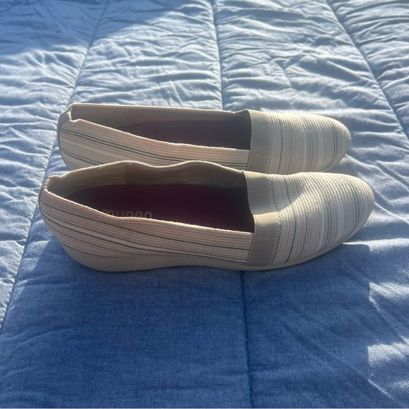 NWOT Munro Walking Wedge Bonita Slip-On Espadrille Natural Multi Stripe Size 10 - Picture 7 of 11